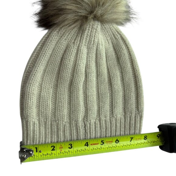 Cashmere Beanie Hat Pom Pom Pouf Faux Fur Oatmeal Cream Auxiliary Aritzia - Picture 4 of 8